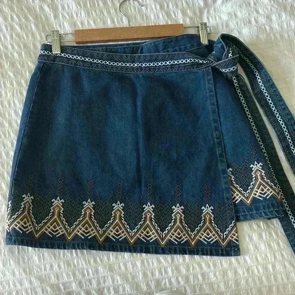 Free People Embroiders Skirt - Picture 1 of 4